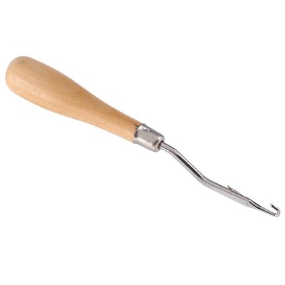 ZJchao Bent Latch Hook Puller Tool, Wooden Handled Crochet Needle for Canvas Rug Making, Ideal for Wool Projects, Repairs in Knitting, 6.22Long