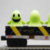 MTH RAILKING Halloween Ghost Trap 2021 Gondola with Glowing Lighted Ghosts 30-72254 view 4