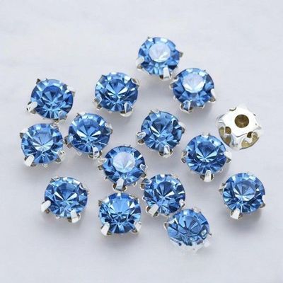 100Pcs 5Mm Round Color Sew On Crystal Glass Rhinestones Silver Cup Claw Montee 4-Hole Button DIY Crafts Clothes Sewing Accessories - (Color: Light Sapphire)