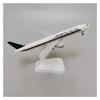 Display Scale Aircraft 20cm 1:400 for B777 Singapore Airlines Metal Alloy Aircraft Miniature Scale Plane Model Decorative Desks Suitable for Gift Giving view 4