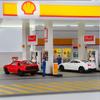 1:64 Shell Gas Station Diorama Model, Realistic Miniature Fuel Station Scene with LED Lighting, Compatible with 1:64 Diecast Cars, DIY Miniature for Adults(Cars & Figures not Included) view 4